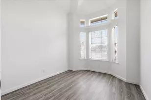 4215 Scarsdale Ln, Dallas, TX 75227 - Photo 10