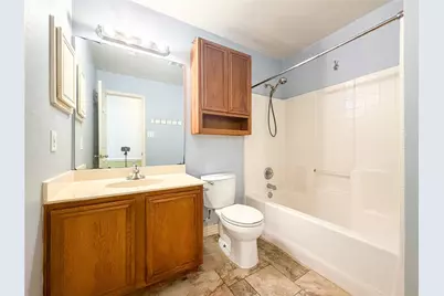 2752 Scarborough Drive, Grand Prairie, TX 75052 - Photo 16