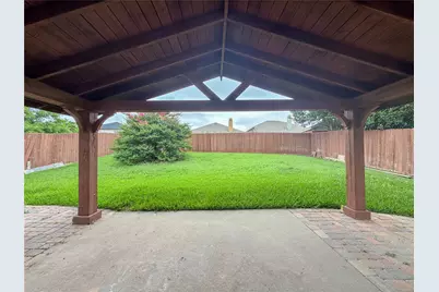 2752 Scarborough Drive, Grand Prairie, TX 75052 - Photo 20