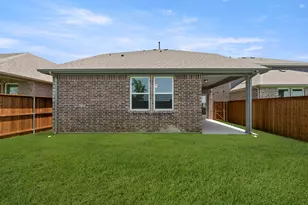 5909 Laurel Lk Ln, Pilot Point, TX 76258 - Photo 36