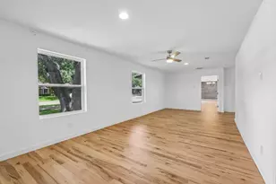4326 Mendenhall Dr, Dallas, TX 75244 - Photo 30