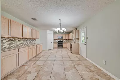 1629 Baxter Springs Drive, Fort Worth, TX 76247 - Photo 6