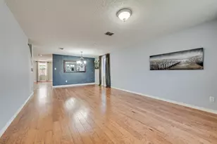 1629 Baxter Springs Dr, Fort Worth, TX 76247 - Photo 2