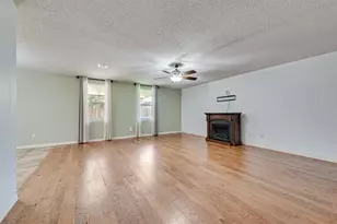 1629 Baxter Springs Dr, Fort Worth, TX 76247 - Photo 4