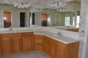 4017 Windmill Ridge Cir, Red Oak, TX 75154 - Photo 12