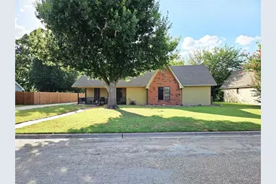804 Crestline Drive, Mexia, TX 76667 - Photo 1