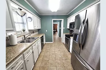 804 Crestline Drive, Mexia, TX 76667 - Photo 6