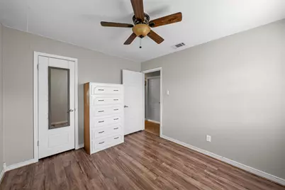 1002 Caron Street, Robinson, TX 76706 - Photo 16