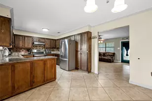 1002 Caron St, Robinson, TX 76706 - Photo 10