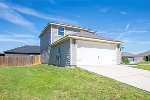1825 Fergus Dr, Ponder, TX 76259 - Photo 2