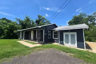 1021 Mulberry St, Sulphur Springs, TX 75482 - Photo 4