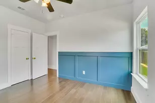 800 Crow Ct, Granbury, TX 76048 - Photo 18