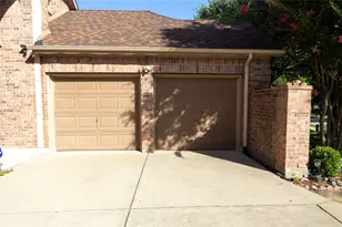 10002 River Bend Dr, Rowlett, TX 75089 - Photo 2