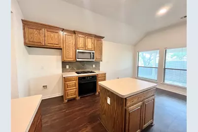500 Hidden Meadow Court, DeSoto, TX 75115 - Photo 8
