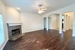 500 Hidden Meadow Ct, DeSoto, TX 75115 - Photo 6