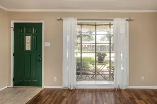 2005 Maplewood Dr, Gainesville, TX 76240 - Photo 4