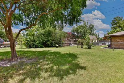 2005 Maplewood Drive, Gainesville, TX 76240 - Photo 34