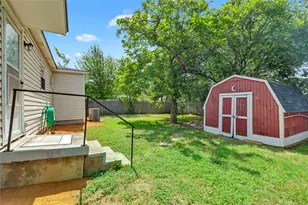 2308 Muret St, Irving, TX 75062 - Photo 22