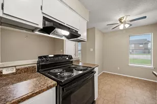 5100 Herrick Ct, Haltom City, TX 76117 - Photo 10