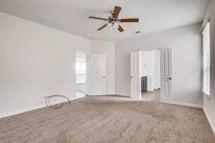 9036 Sycamore Leaf Dr, Fort Worth, TX 76179 - Photo 14