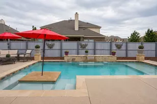 1002 Grover Ct, Cedar Hill, TX 75104 - Photo 2
