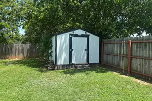 1204 Cooke St, Nocona, TX 76255 - Photo 24