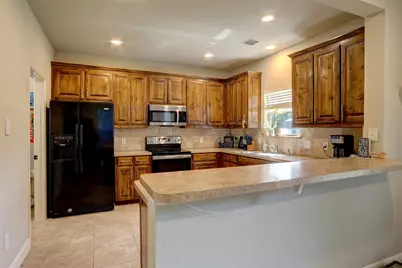 751 N Sherman Avenue, Van Alstyne, TX 75495 - Photo 6