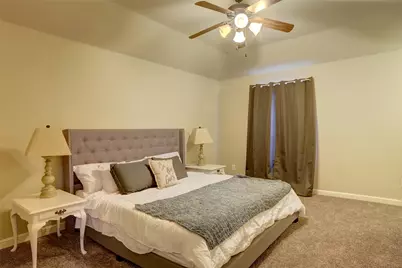 751 N Sherman Avenue, Van Alstyne, TX 75495 - Photo 16