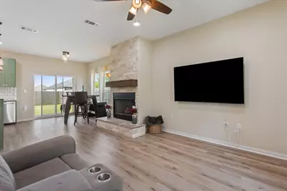 426 Alexander, Hillsboro, TX 76645 - Photo 6