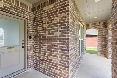426 Alexander, Hillsboro, TX 76645 - Photo 2