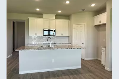 684 Avalon Drive, Waxahachie, TX 75165 - Photo 6