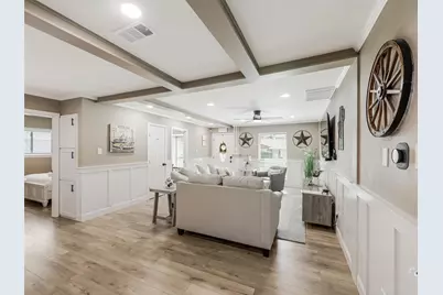 1305 Willowbrook Street, Arlington, TX 76011 - Photo 6