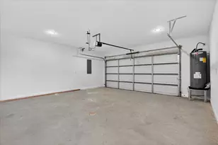 806 Premier, Grand Prairie, TX 75051 - Photo 30