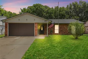 4905 California Trail, Grand Prairie, TX 75052 - Photo 1