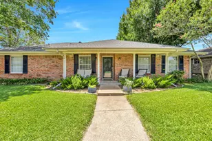 2500 Stonemoss Dr, Plano, TX 75075 - Photo 2