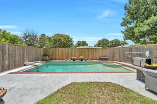 2500 Stonemoss Dr, Plano, TX 75075 - Photo 6