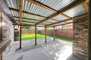 2107 Victoria Rd, Carrollton, TX 75007 - Photo 34