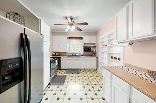 1301 Locust St, Commerce, TX 75428 - Photo 14