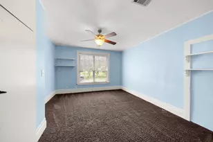 1301 Locust St, Commerce, TX 75428 - Photo 10