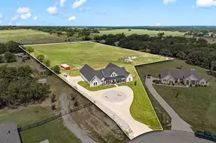 151 Lakota Dr, Bridgeport, TX 76426 - Photo 2