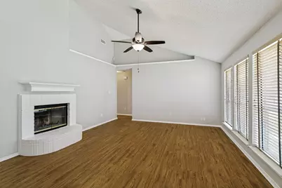 10820 Pebblecreek Court, Benbrook, TX 76126 - Photo 2