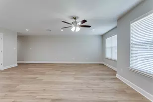 603 Casa Linda Dr, Ennis, TX 75119 - Photo 8