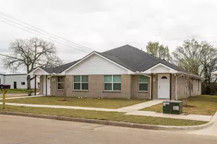 603 Casa Linda Dr, Ennis, TX 75119 - Photo 2