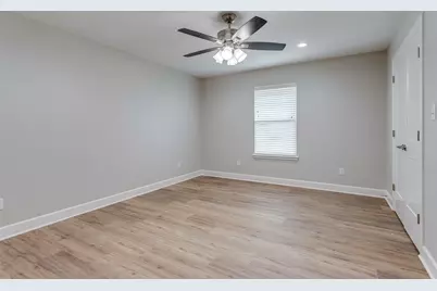 603 Casa Linda Drive #B, Ennis, TX 75119 - Photo 20