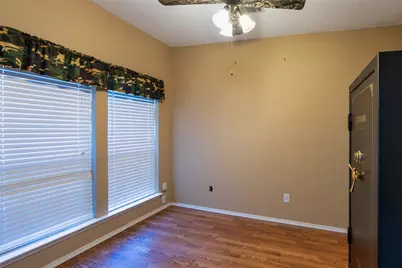 726 Spring Mills Road, Mesquite, TX 75181 - Photo 20