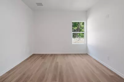 211 W Elm Street, Whitewright, TX 75491 - Photo 14