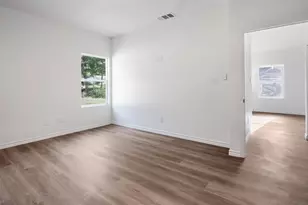 211 W Elm St, Whitewright, TX 75491 - Photo 16
