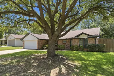 2223 Sierra Drive, Grapevine, TX 76051 - Photo 2