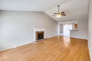 2630 Remmington Dr, Grand Prairie, TX 75052 - Photo 8