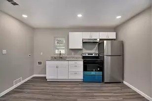 408 Dawson Cir, Grand Prairie, TX 75051 - Photo 10